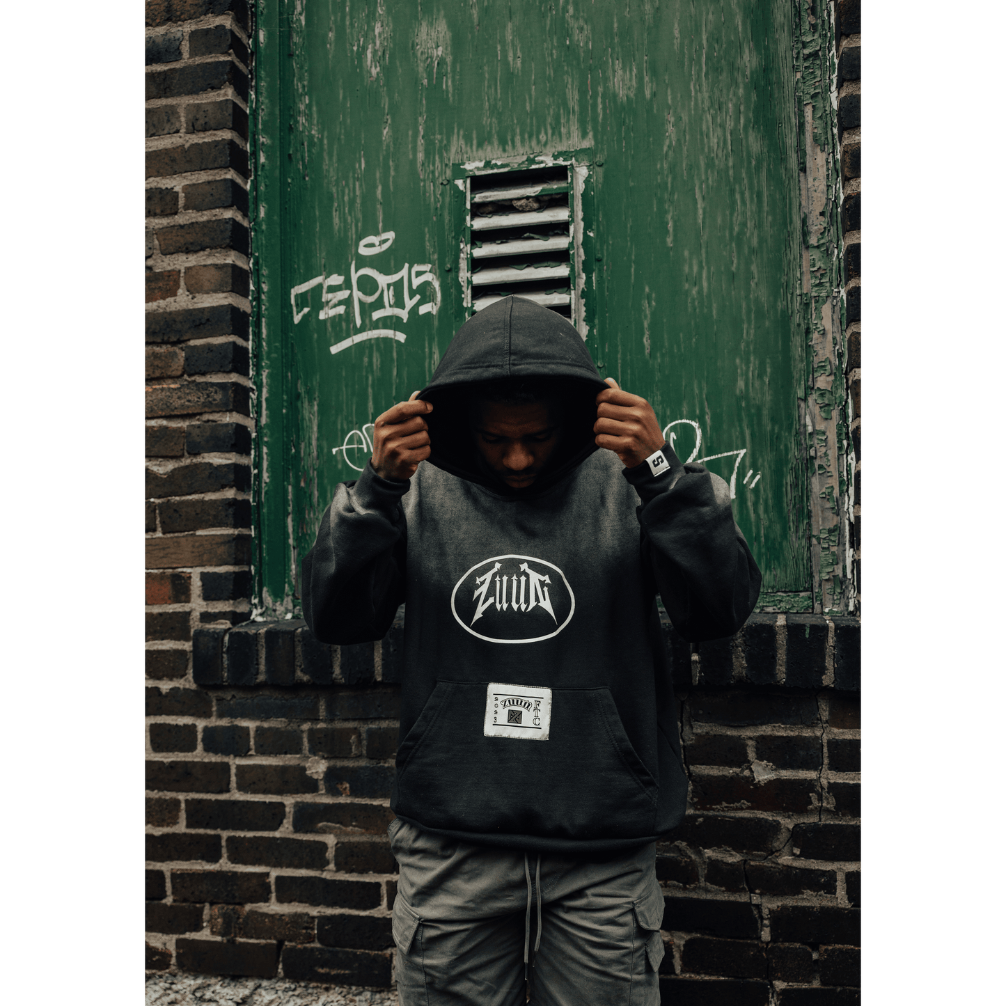 Zuun Logo Hoodie(black)
